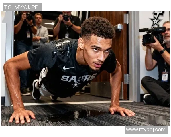 名记:文班已经在纯纯玩弄浓眉了!联盟其他人麻烦大了 名记:文班已经在纯纯玩弄浓眉了!联盟其他人麻烦大了