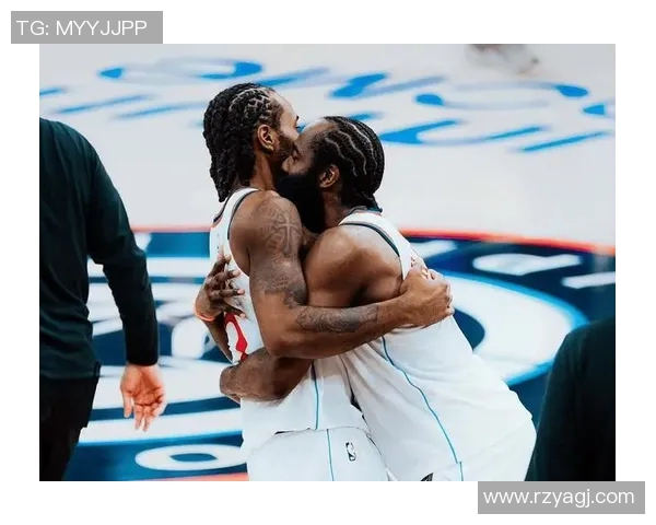 保罗：休赛期我确实在退役和回快船间二选一，我想多陪伴家人