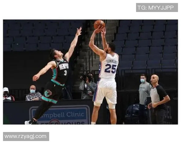 真热闹啊!巴洛补扣砸飞 马克西抢断再得分&76人10-0反超 真热闹啊!巴洛补扣砸飞 马克西抢断再得分&76人10-0反超