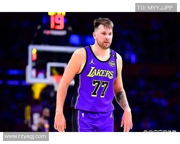 NBA今日!达成一笔重要交易两人得分创生涯新高东契奇空砍38+10+10 NBA今日!达成一笔重要交易两人得分创生涯新高东契奇空砍38+10+10